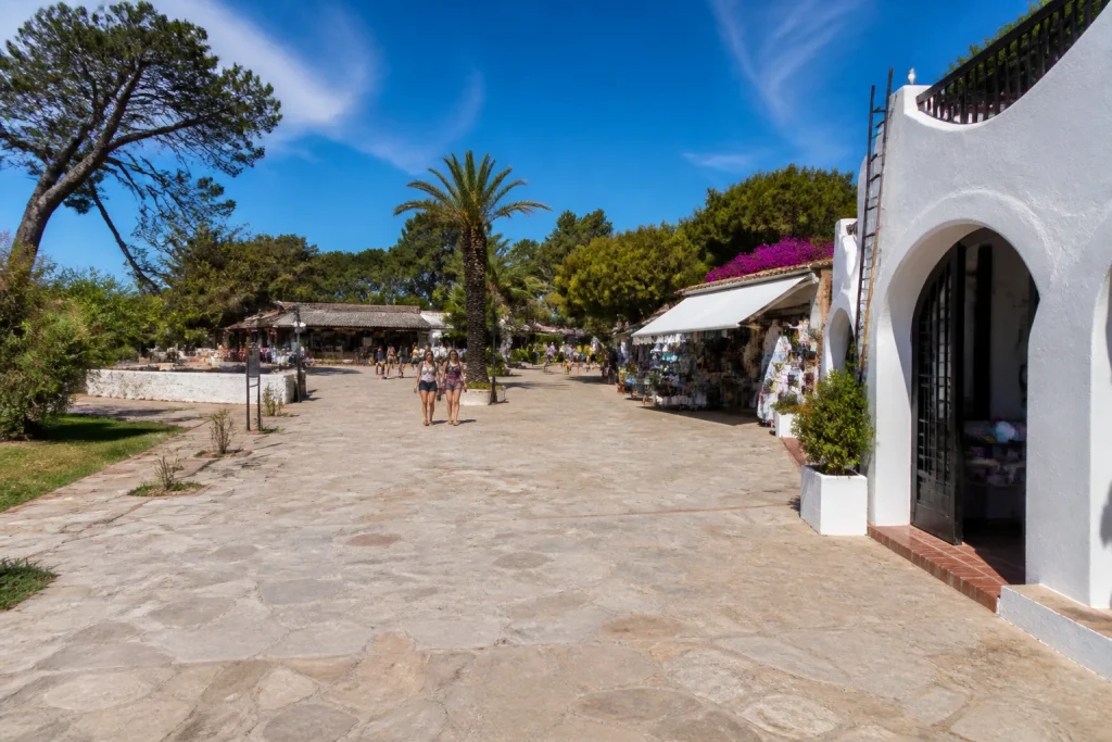 Pedestrian area at Plaza de los Artesanos in Punta del Este