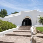 Exterior of Museo Ralli in Punta del Este