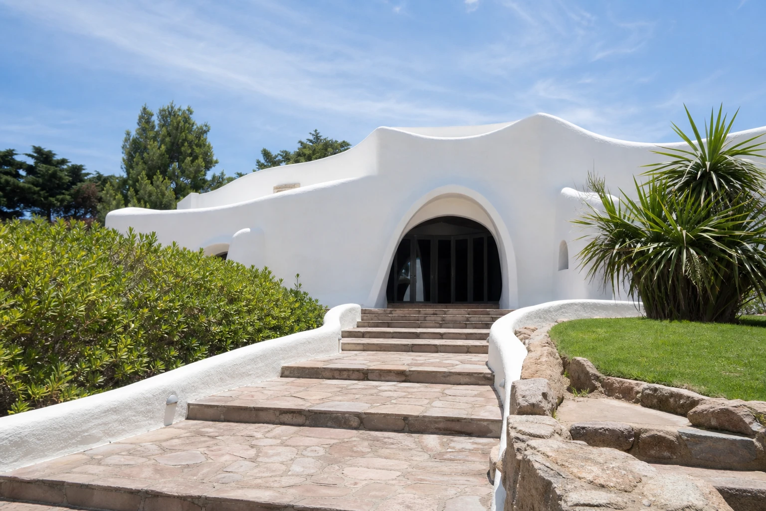 Exterior of Museo Ralli in Punta del Este