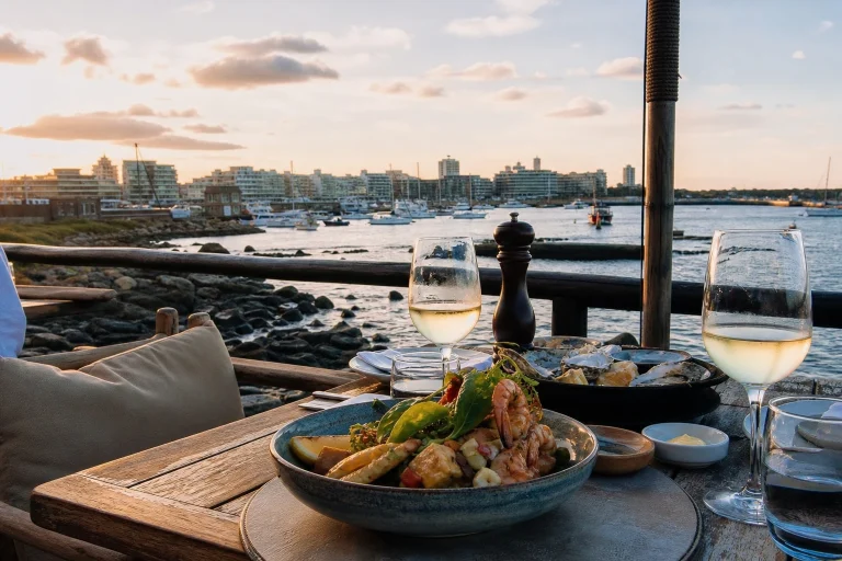 Waterfront dining table beside the port in Punta del Este