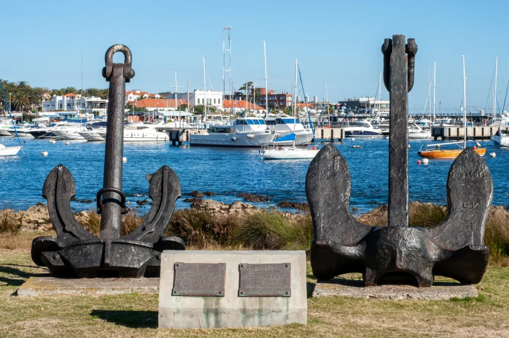 Waterfront promenade and boats at the Port of Punta del Este